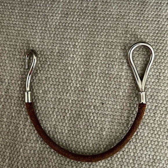 ⭐️COA⭐️HERMÈS JUMBO HOOK BRACELET⭐️Silvertone & Leather Cord Bracelet Authentic - Picture 5 of 8